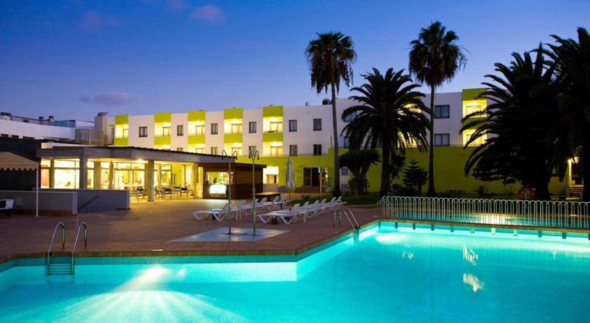 Hotel Livvo Corralejo Beach Экстерьер фото