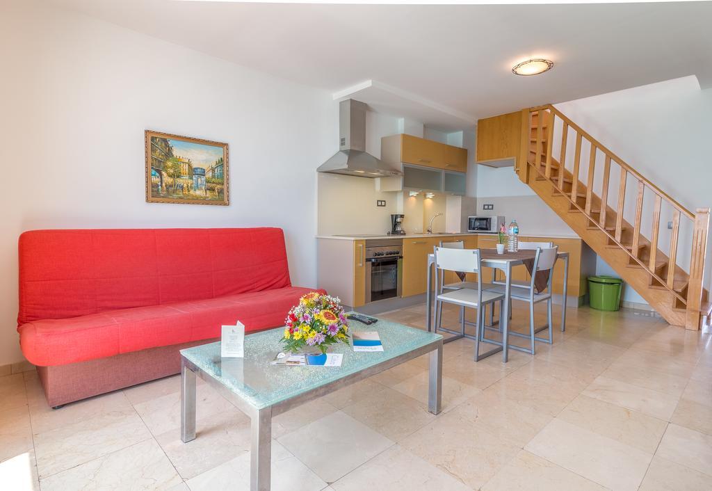 Hotel Livvo Corralejo Beach Экстерьер фото