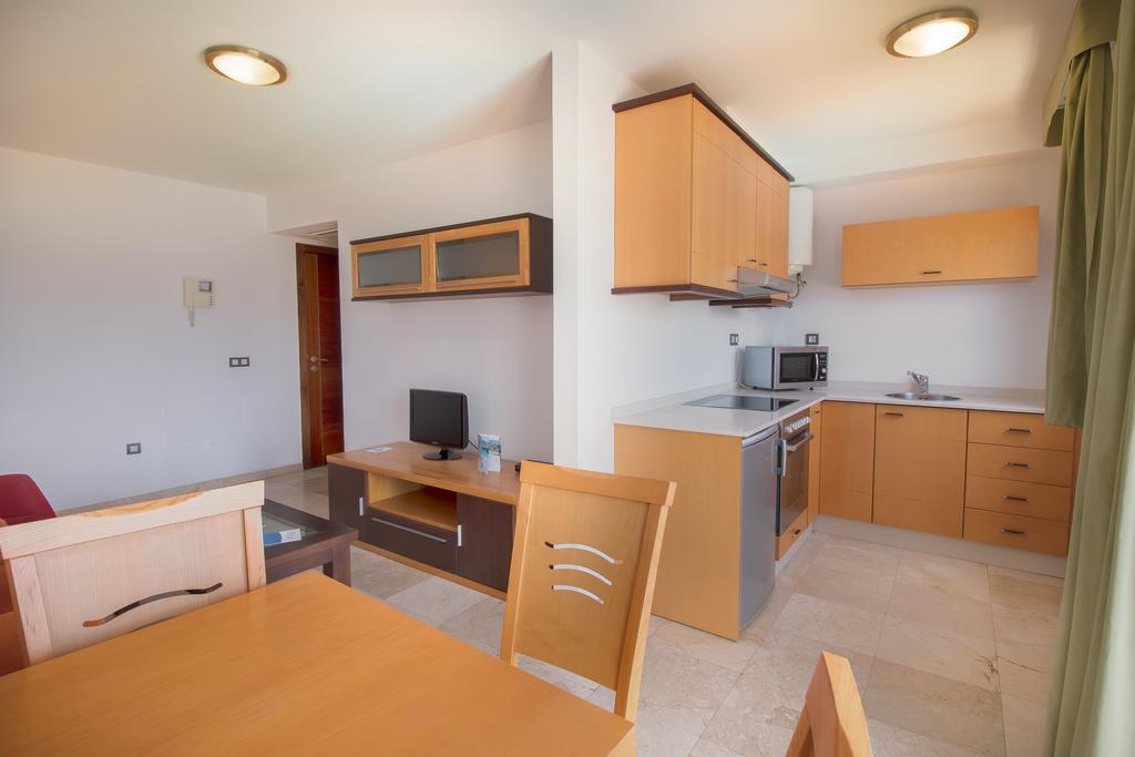 Hotel Livvo Corralejo Beach Экстерьер фото